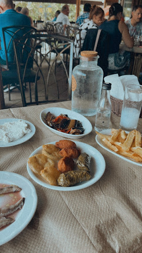 ΠΕΤΡΙΝΟ ΚΑΦΕ-ΜΠΑΡ - Γαστρονομία και φιλοξενία