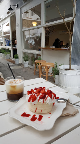 Comentarii opinii despre Ohh Boy