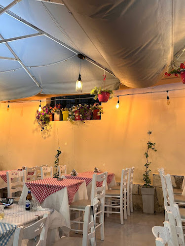 Αντιναυάρχου Ιωαννίδη 2, Κως 853 00