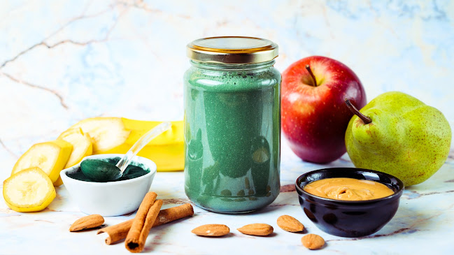 Comentarii opinii despre Nova Gea