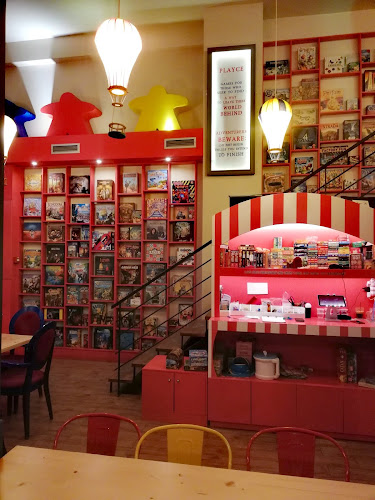 Comentarii opinii despre PLAyCE