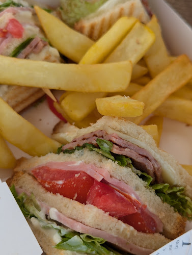 Comentarii opinii despre Ocean Cafe Bar Surf Club