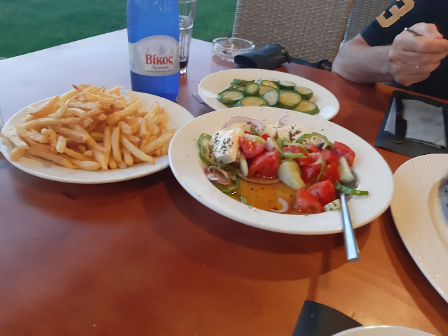 παραλια χρυση ακτη, Κάστρο 270 50