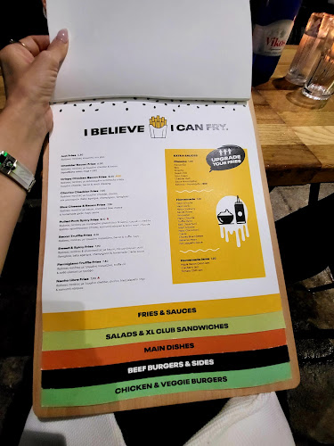 Just Burgers - Γαστρονομία και φιλοξενία