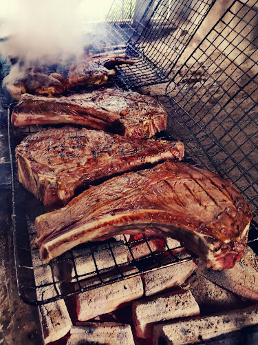 Στανη - Γαστρονομία και φιλοξενία