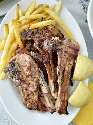 Η Μικρή Άρκτος - Γαστρονομία και φιλοξενία