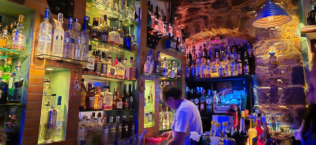 ΕΠΕΙΓΟΝ music bar