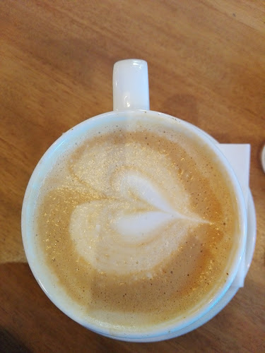 Opinii despre Garazaki în Γέρακας - Γαστρονομία και φιλοξενία