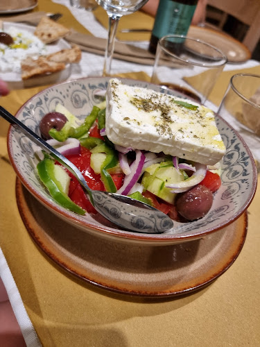 Select Restaurant Cafe