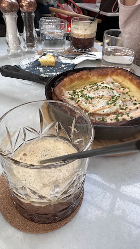 Τάκη 14, Αθήνα 105 54