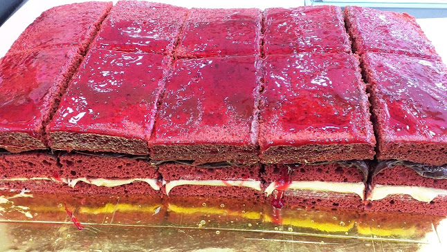 Opinii despre Το Παραδοσιακό (Αρτοποιείο Αργυρόπουλος) în Καρδίτσα - Γαστρονομία και φιλοξενία