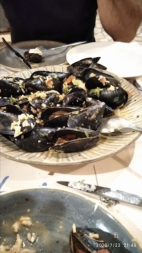 Ostria - Γαστρονομία και φιλοξενία