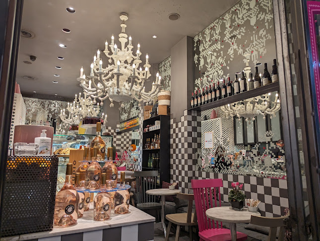 Opinii despre Fresh Ζαχαροπλαστεία - Δελενίκα Ελένη în Αθήνα - Γαστρονομία και φιλοξενία