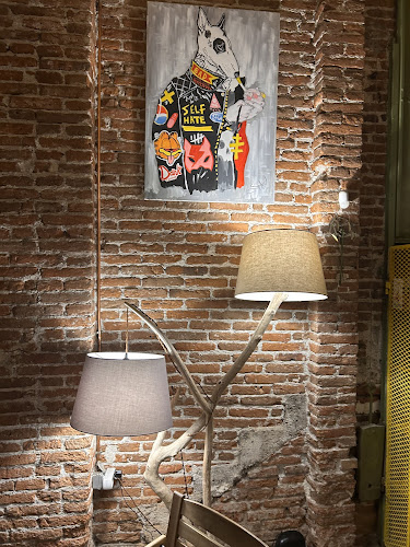 Κομνηνάκη 7, Μυτιλήνη 811 00