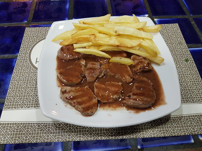 Ταβέρνα - Εστιατόριο Με Ρακί - Γαστρονομία και φιλοξενία