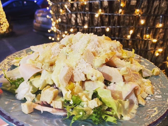 Μοντάνο - Γαστρονομία και φιλοξενία