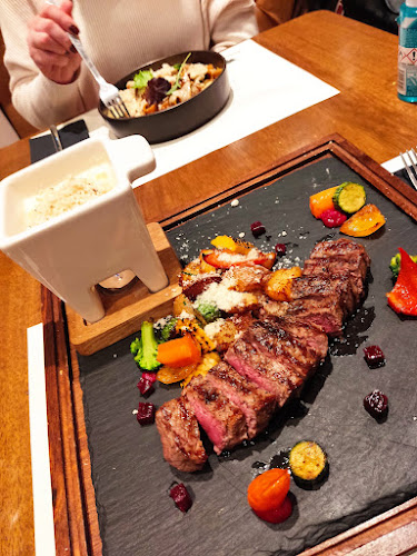 Opinii despre PERSONA GRATA în Κέρκυρα - Γαστρονομία και φιλοξενία