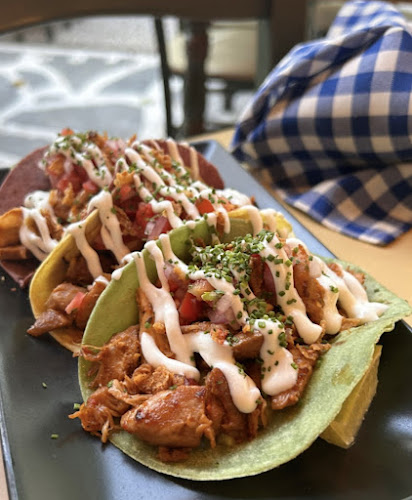 Ηρακλειδών 3, Αθήνα 118 51