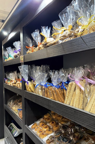 Opinii despre Φούρνος-Ζαχαροπλαστείο Νέστωρας Φώτης în Νέο Χαλκιόπουλο - Γαστρονομία και φιλοξενία