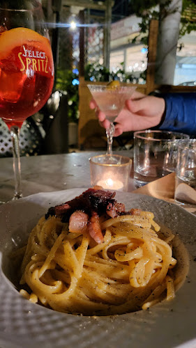 Opinii despre Rica Riccardi în Αθήνα - Γαστρονομία και φιλοξενία