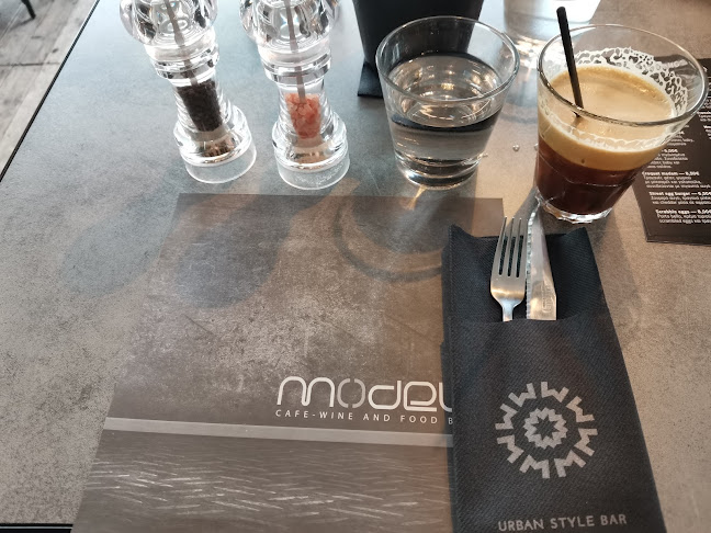 Model Urban Style Bar - Εύοσμος