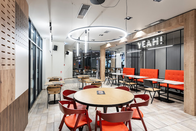 Λεωφ. Μαραθώνος 99, Παλλήνη 153 51