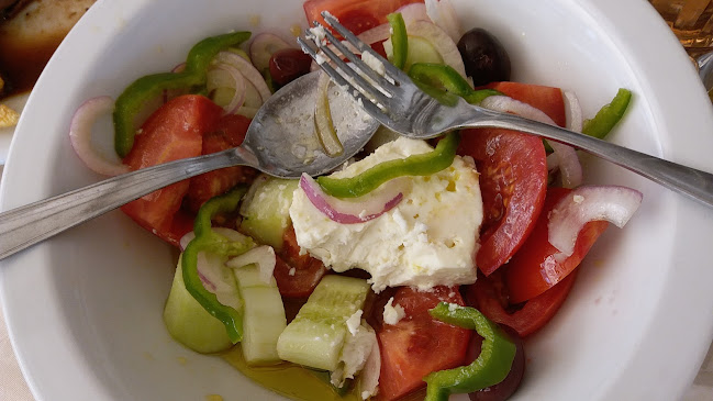 Κωνσταντινουπόλεως 4 - 6, Γλυφάδα 166 75