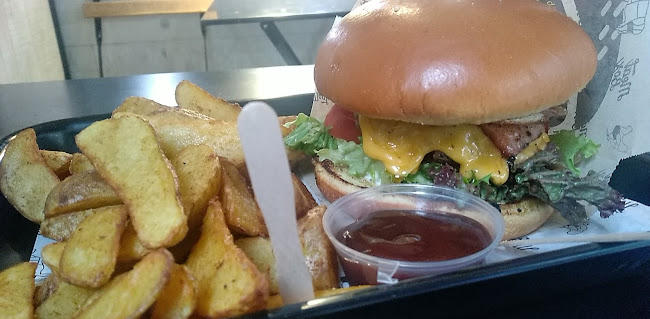 Opinii despre Meat Box în Χανιά - Γαστρονομία και φιλοξενία