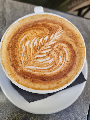 Comentarii opinii despre Sway Cocktail & Food Bar Corfu