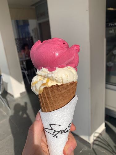 Ακτή Μιαούλη 14, Σάμη 280 80