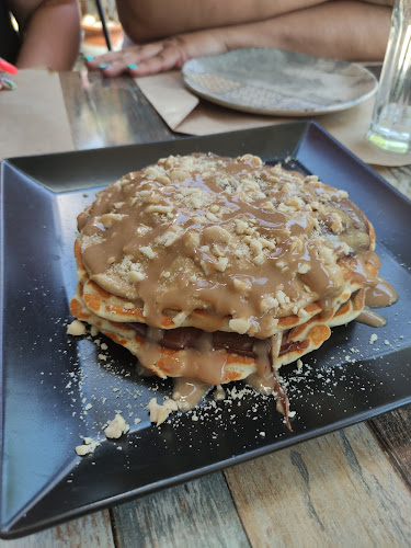 Τρεις Λαλούν - Treis Laloun - Αθήνα