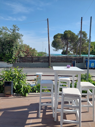 Johnny's pool cafe& Restaurant - Γαστρονομία και φιλοξενία