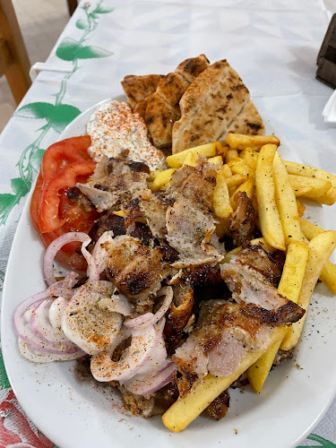 Restaurant- Grill "Akrogiali"