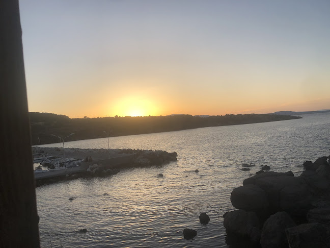 Ψαροταβέρνα ο Βράχος - Γαστρονομία και φιλοξενία