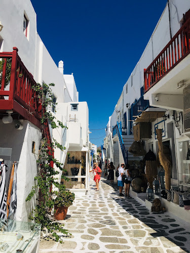 Alley Cocktail Bar - Γαστρονομία και φιλοξενία