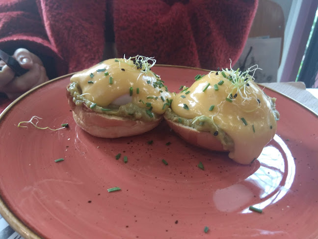 The Underdog® Flagship Store Thissio - Γαστρονομία και φιλοξενία