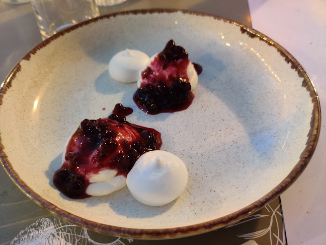 Opinii despre AGIOS Spetses în Σπέτσες - Γαστρονομία και φιλοξενία