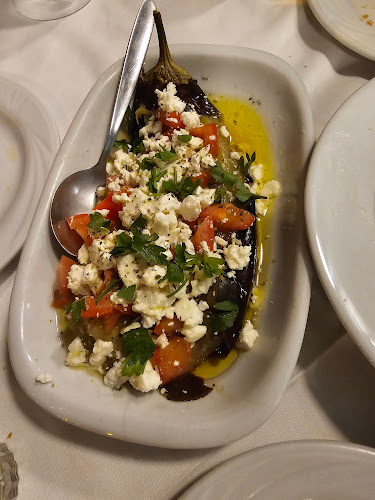 Opinii despre Ουζερί Τσινάρι în Θεσσαλονίκη - Γαστρονομία και φιλοξενία