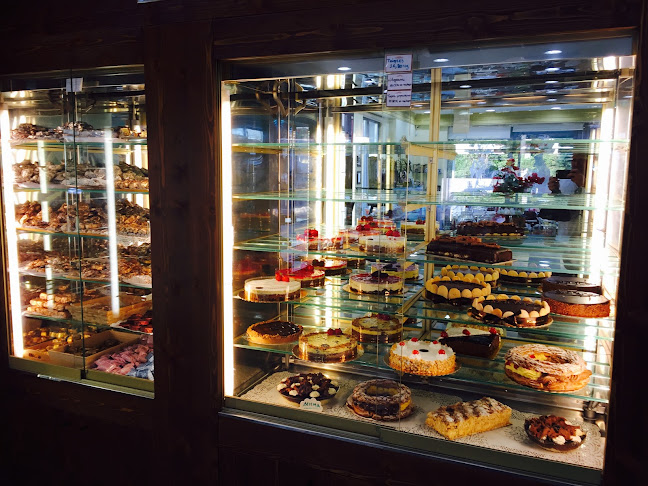 Κωτσιόπουλος Ζαχαροπλαστείο - Μαρκόπουλο Μεσογαίας