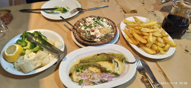 Ταβέρνα "4 Εποχές" - Καρύδια