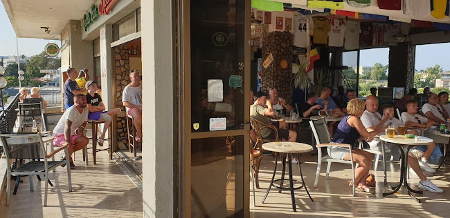 Medousa Restaurant and Sports Bar