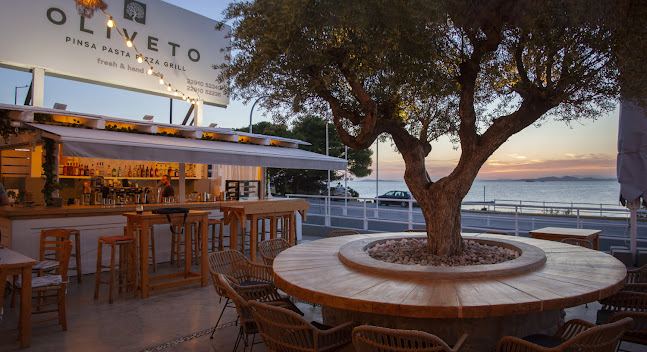 Opinii despre Oliveto Saronis în Σαρωνίδα - Γαστρονομία και φιλοξενία