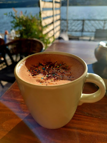 Opinii despre STARDUST în Καστοριά - Γαστρονομία και φιλοξενία