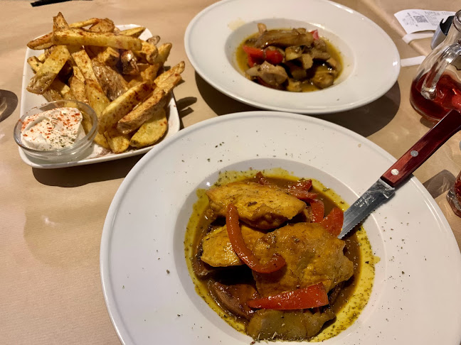 Κουμάντου 7, Καλαμάτα 241 00