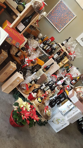 Comentarii opinii despre TORTUGA ArtCafè Winebar Gallery