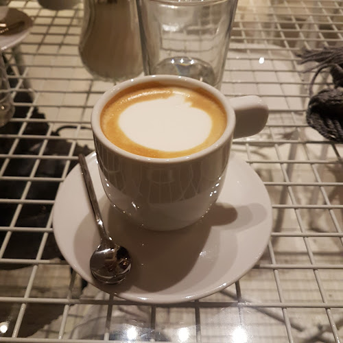 Comentarii opinii despre ΥΨΙΛΟΝ