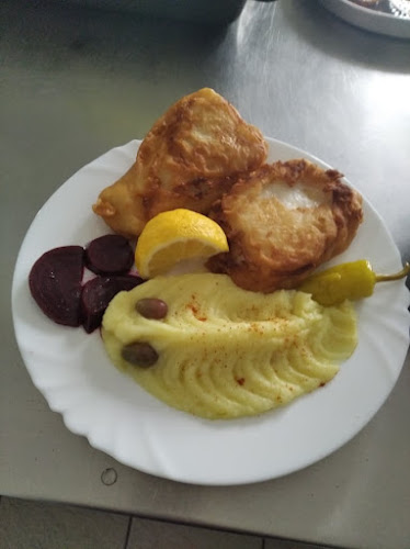 Η Ελένη Καφενείο-Μεζεδοπωλείο - Παλλήνη