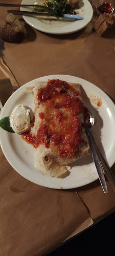 Μεζεδοπωλείο Η Παλιά Αθήνα