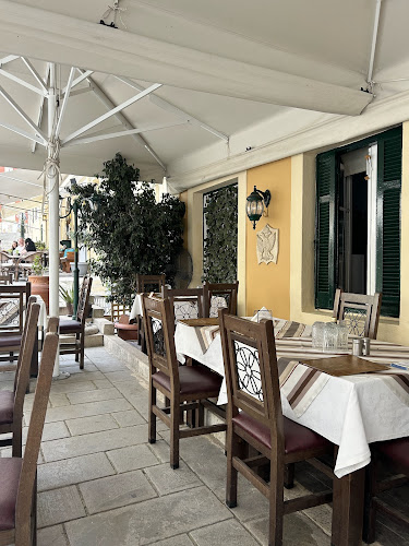 Comentarii opinii despre Orama Restaurant .