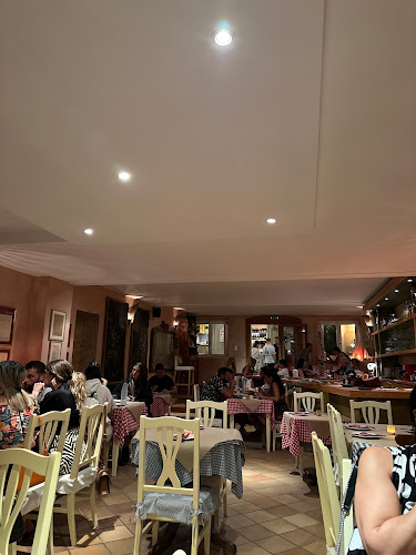 Μανιαρίζη Αρλιώτη 16, Κέρκυρα 491 00